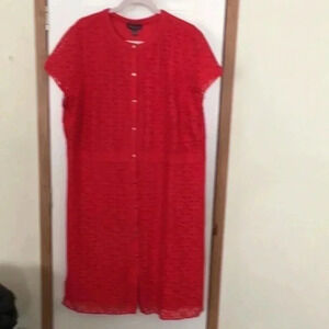 The‎ Limited 18W Red lacy 2 layer dress buttons down front. NEW WITH TAGS